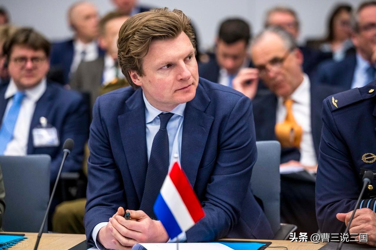 包含欧联冲刺阶段再迎强敌，勒沃库森再遭质疑，主帅态度——目标明确，心理建设被强调的词条