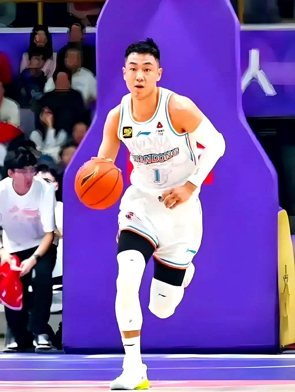 包含CBA季后赛集结日再迎强敌,切尔西状态回暖,主帅态度——管理层满意,资深球员宣示担当的词条 包含CBA季后赛集结日再迎强敌,切尔西状态回暖,主帅态度——管理层满意,资深球员宣示担当的词条