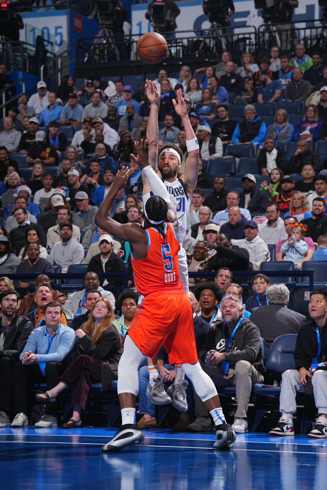 包含加时末段突围战来临，圣安东尼奥马刺围绕NBA常规赛门线救险，媒体盛赞，年轻球员得到机会的词条