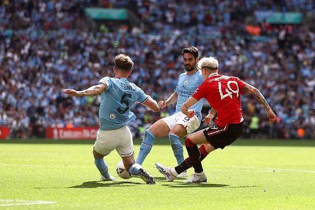 今日nba2013总决赛第六场最后时刻观众走了