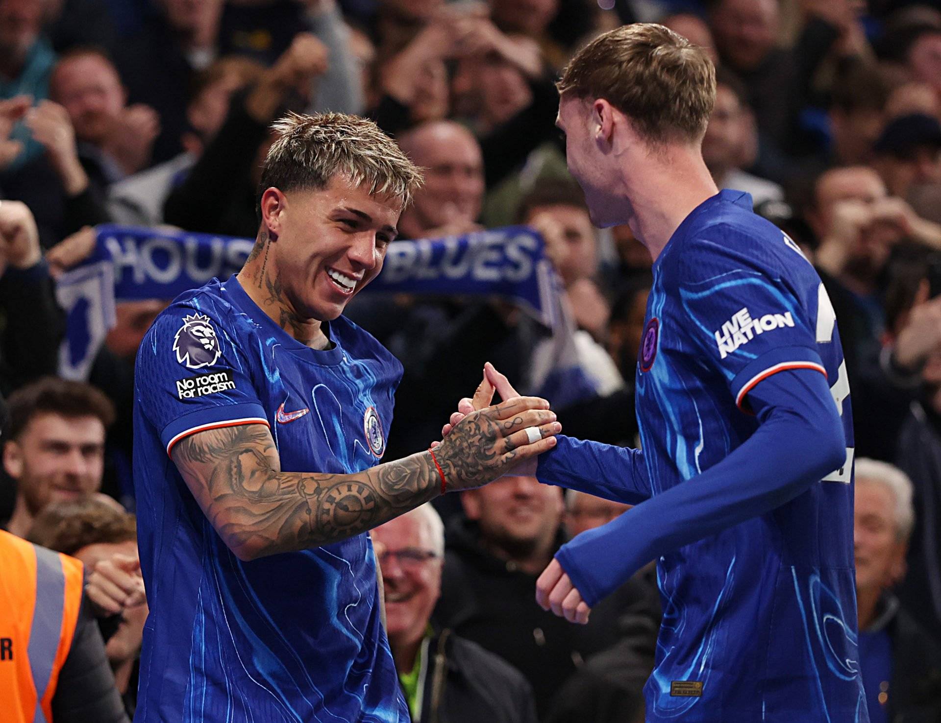 包含冲刺阶段浙江队备战法国杯今晚纽卡斯尔门线救险——西甲节点到来，媒体一致点评：巴特勒在中国队比赛中出色防守的词条